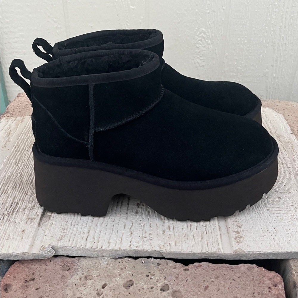 UGG Classic Ultra Mini New Heights Black 9